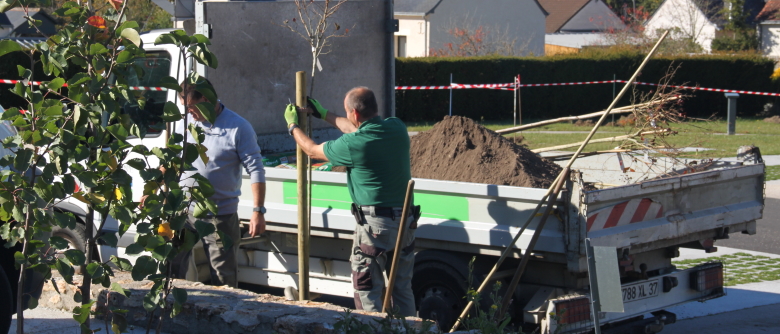aménagement du parking rue du Poitou
